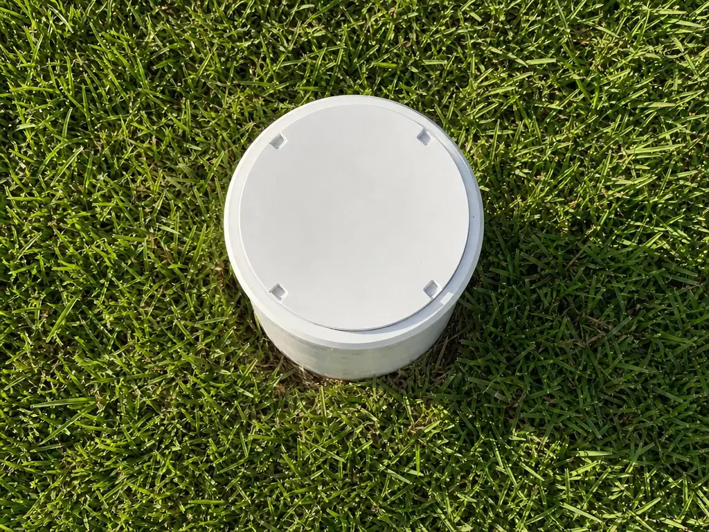 Well cap and casing viewed from above