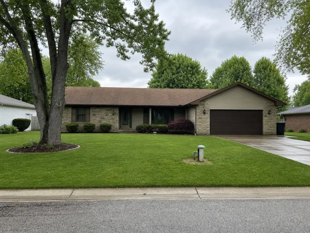 Suburban home for sale in Lafayette Indiana